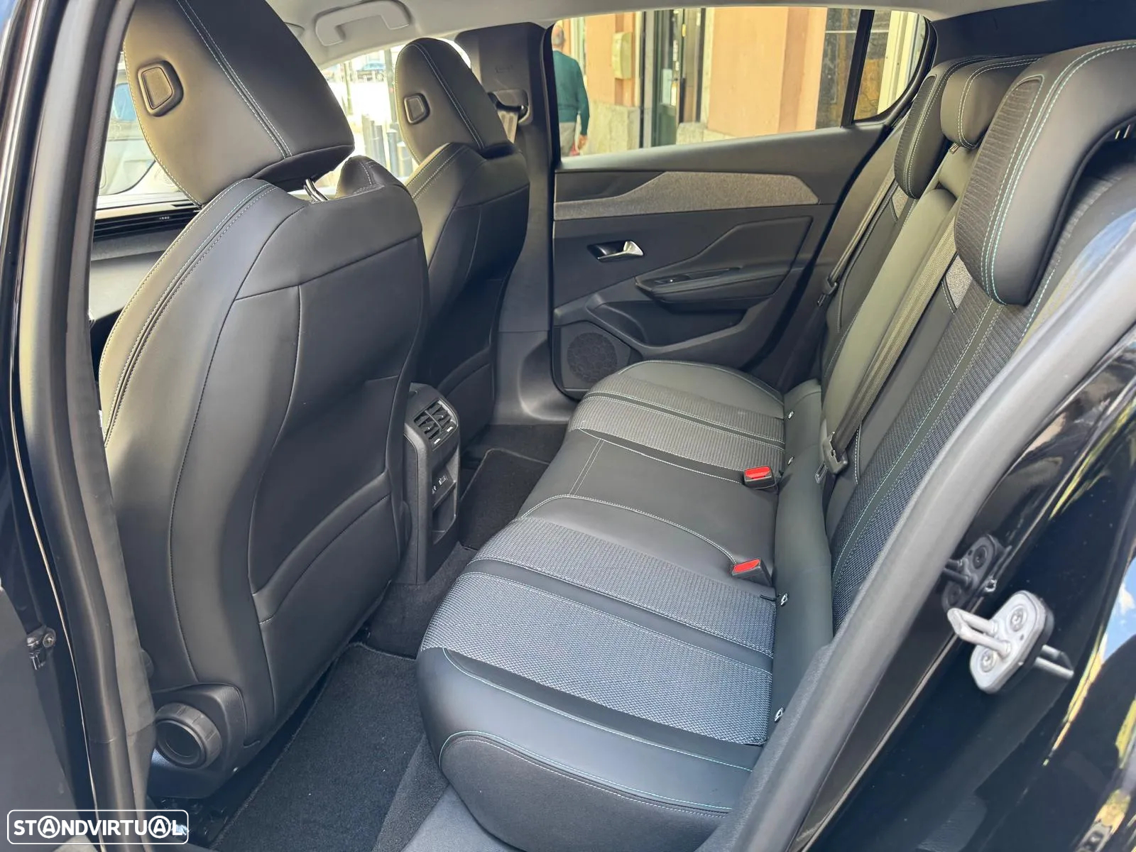 Peugeot 308 1.5 BlueHDi Allure Pack EAT8 - 27