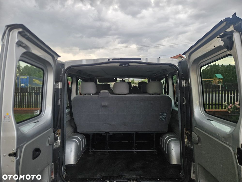 Opel Vivaro - 14