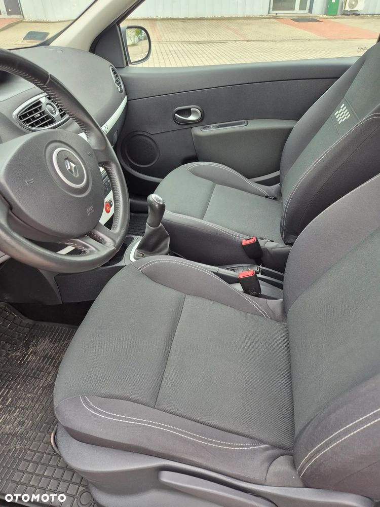 Renault Clio 1.2 16V TCE S - 3