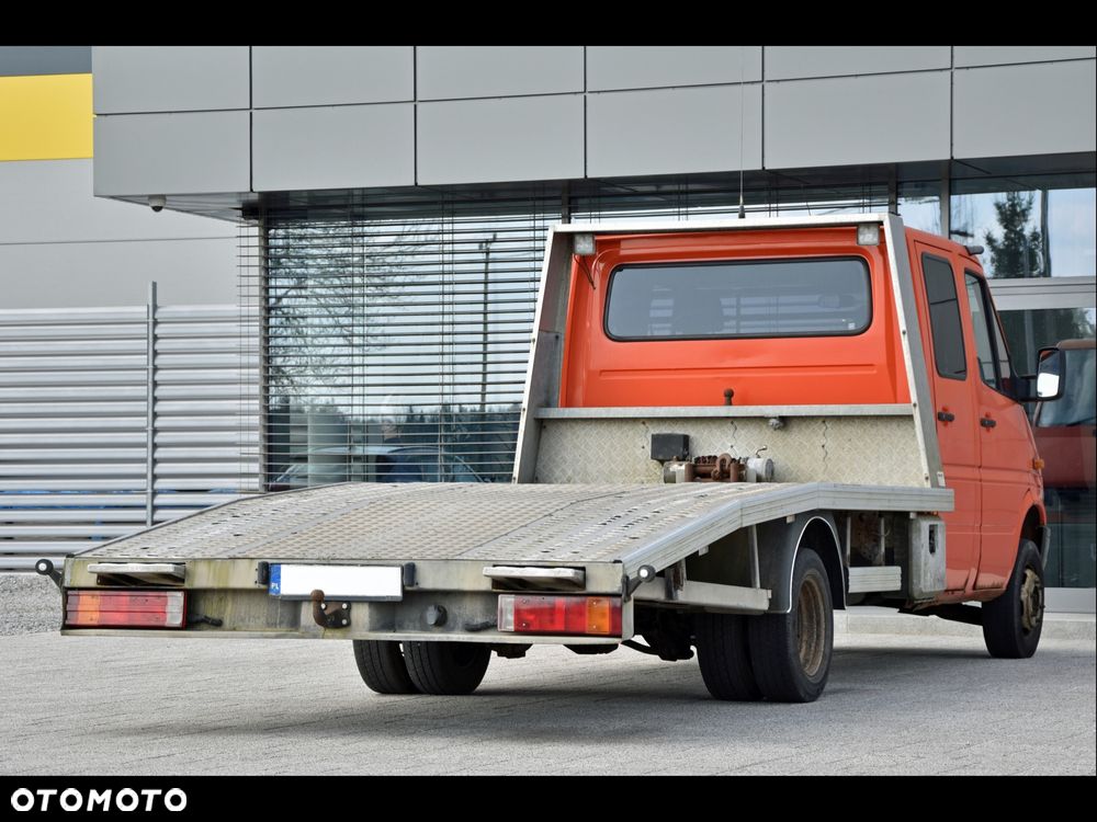 Mercedes-Benz Sprinter - 7