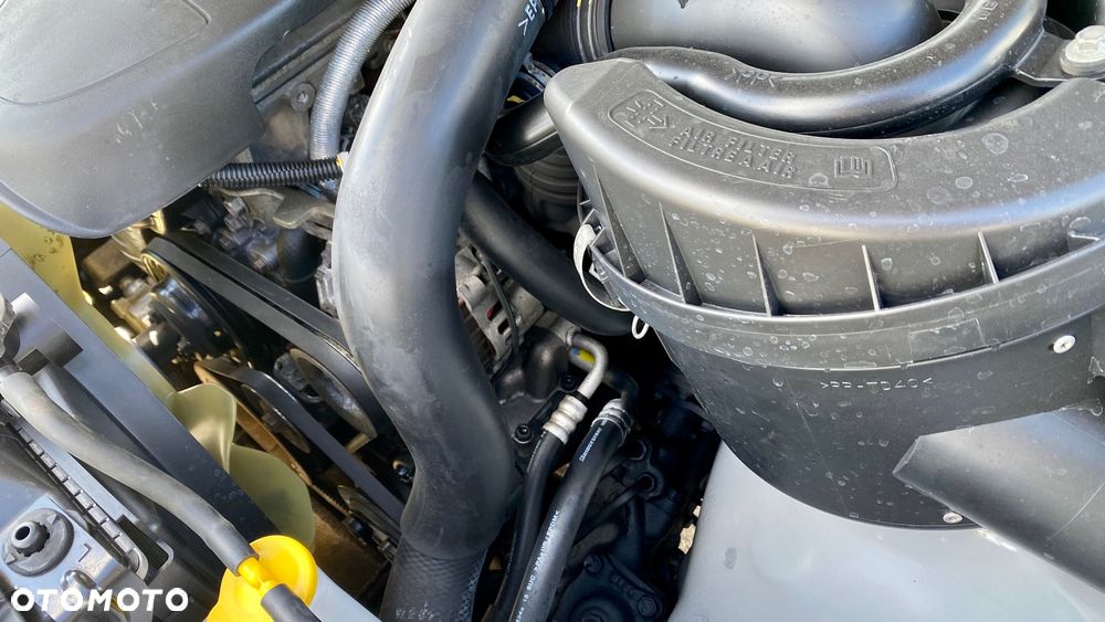 Ford Ranger 2.5 TDCi DC XLT - 32