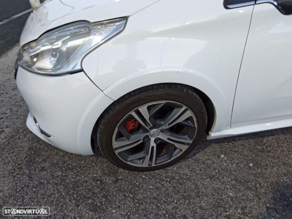 Peugeot 208 1.6 THP GTi - 7