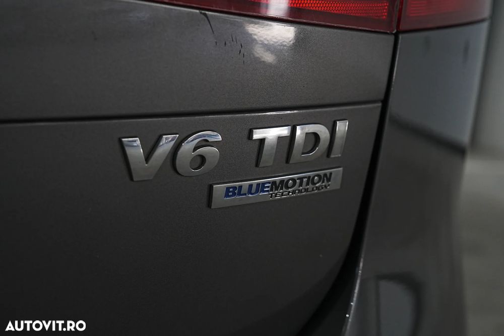 Volkswagen Touareg 3.0 V6 TDI Blue Motion DPF Automatik - 32