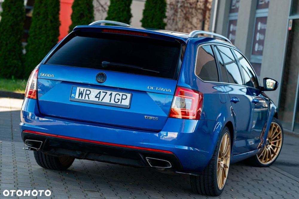 Skoda Octavia 2.0 TSI RS DSG - 8