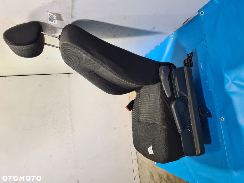 FOTEL KIEROWCY DAIHATSU MATERIA - 4