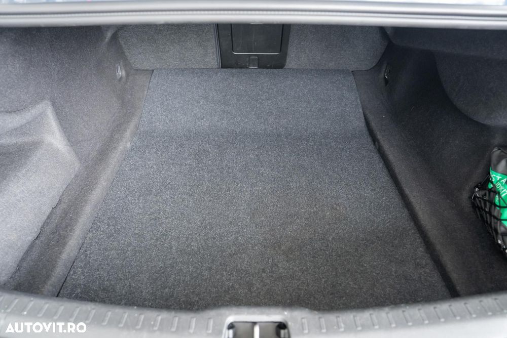 Volvo S90 D3 Geartronic Kinetic - 13