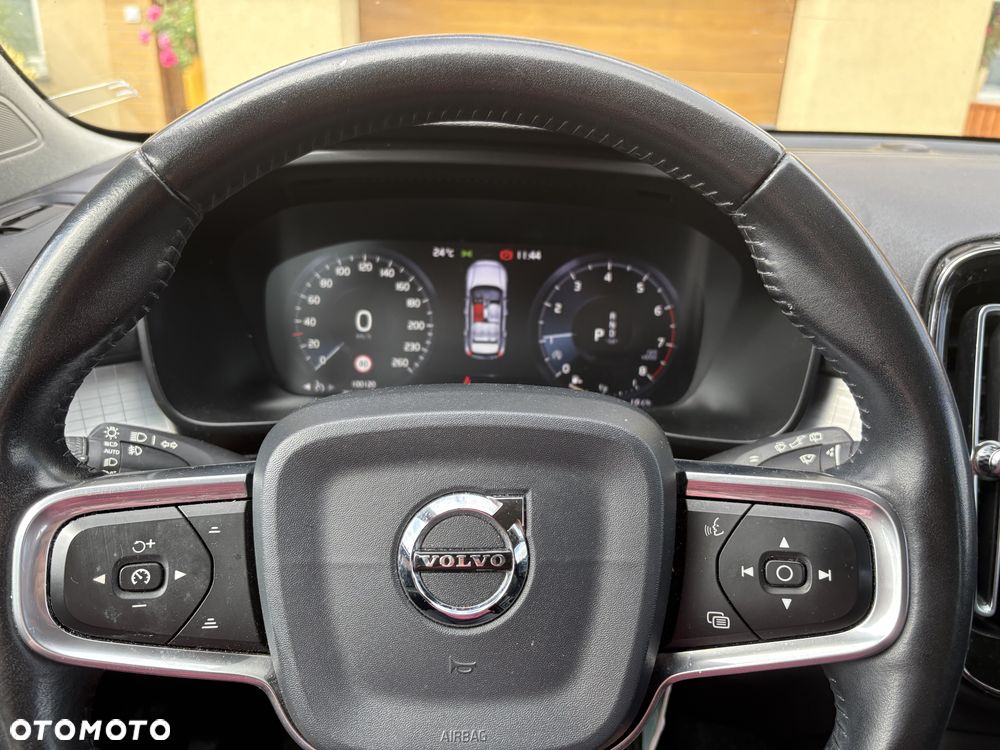 Volvo XC 40 T3 - 8