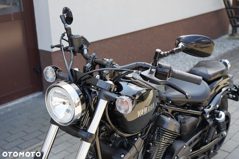 Yamaha XVS - 32