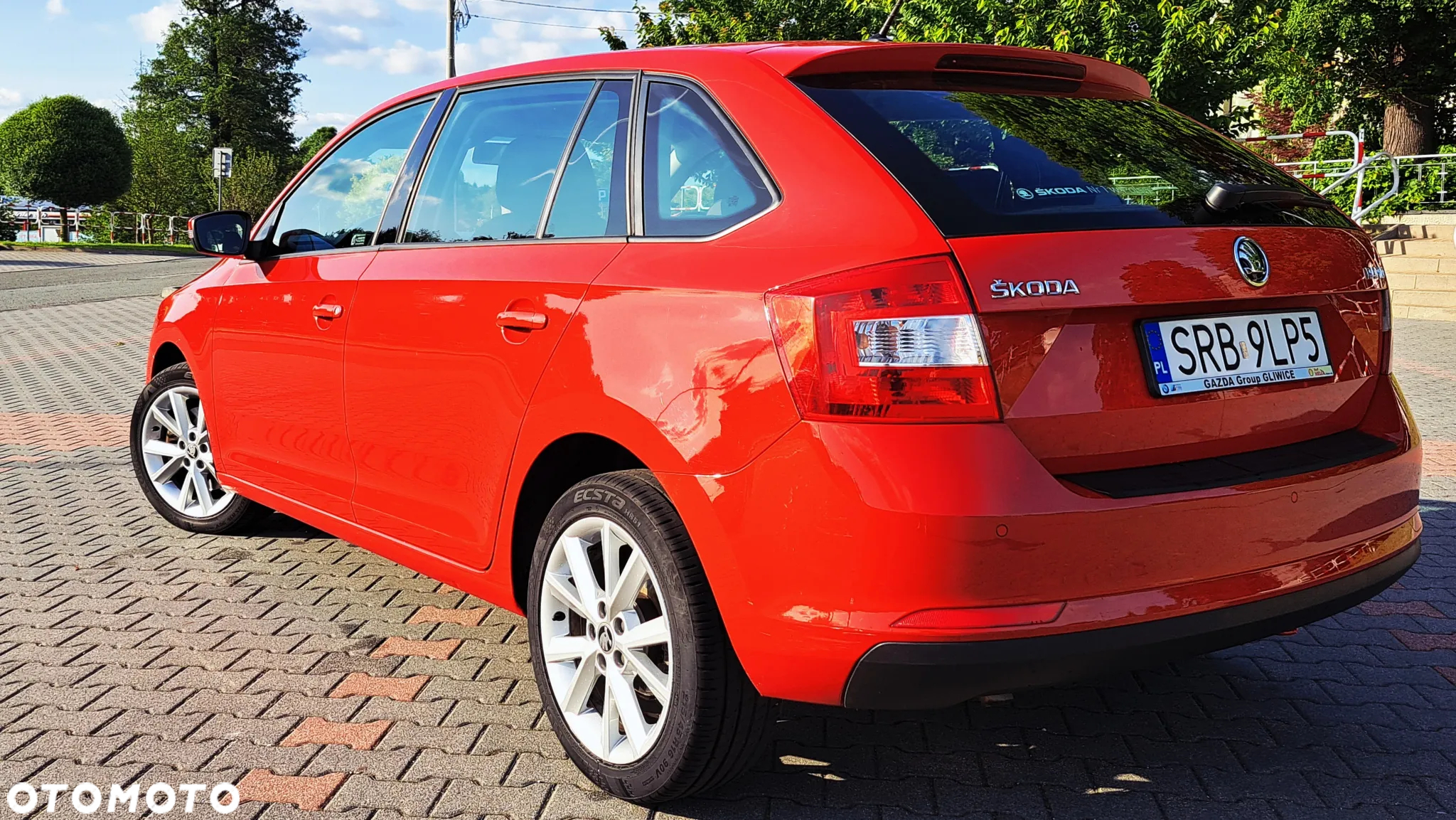 Skoda RAPID 1.2 TSI Ambition - 16