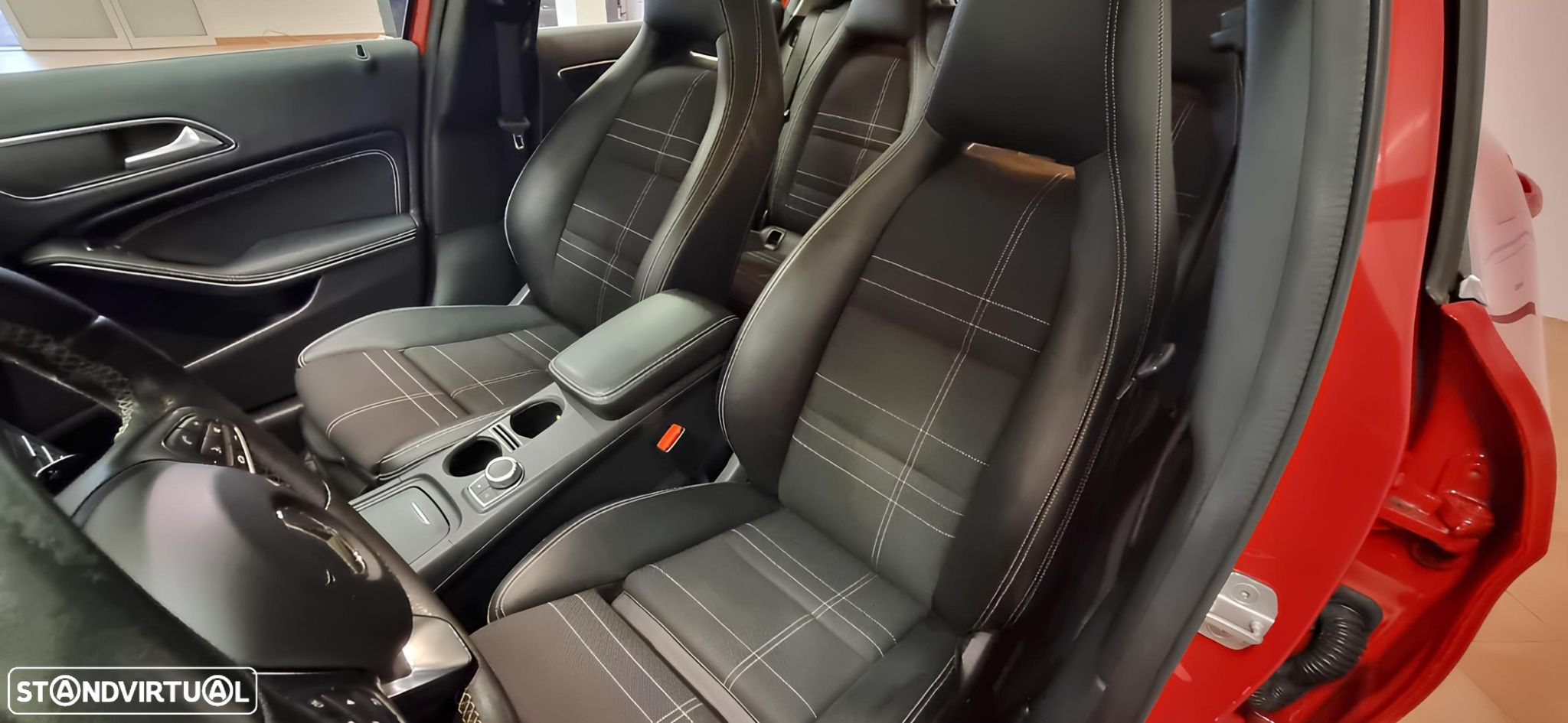 Mercedes-Benz GLA 180 CDi Urban Aut. - 14
