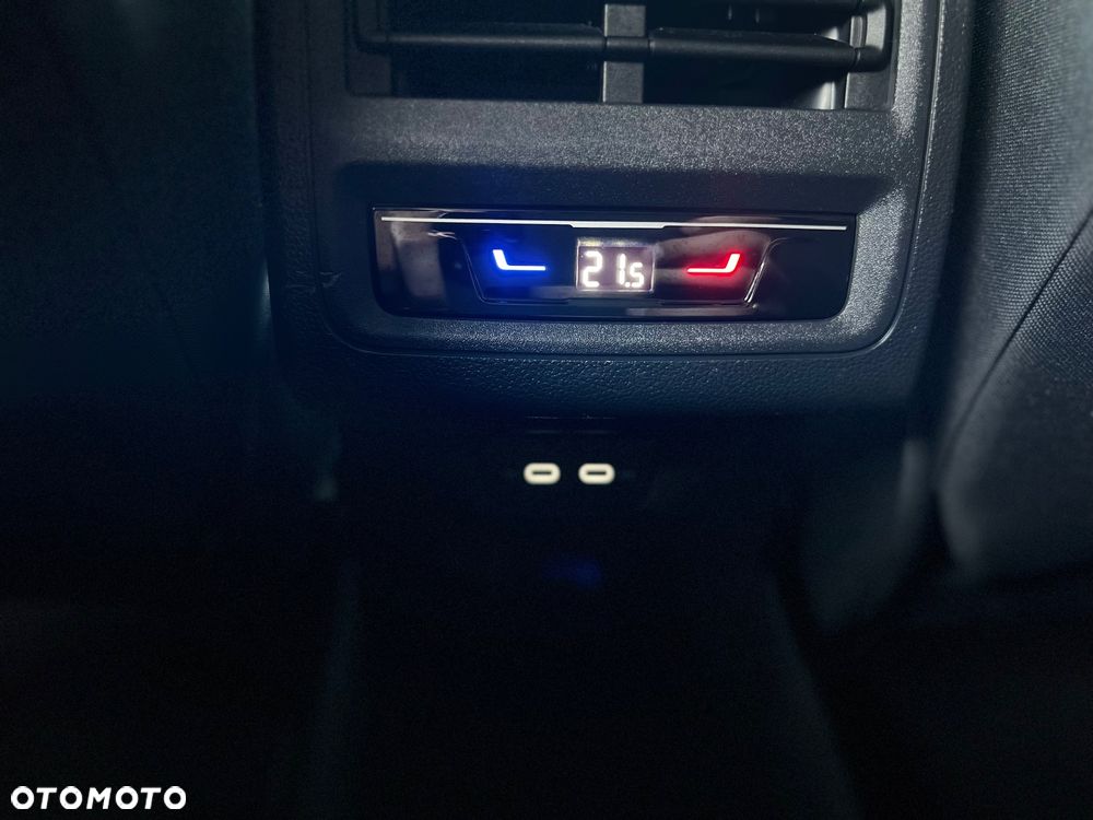 Volkswagen Golf VIII 1.4 TSI Plug-In Hybrid Style DSG - 22
