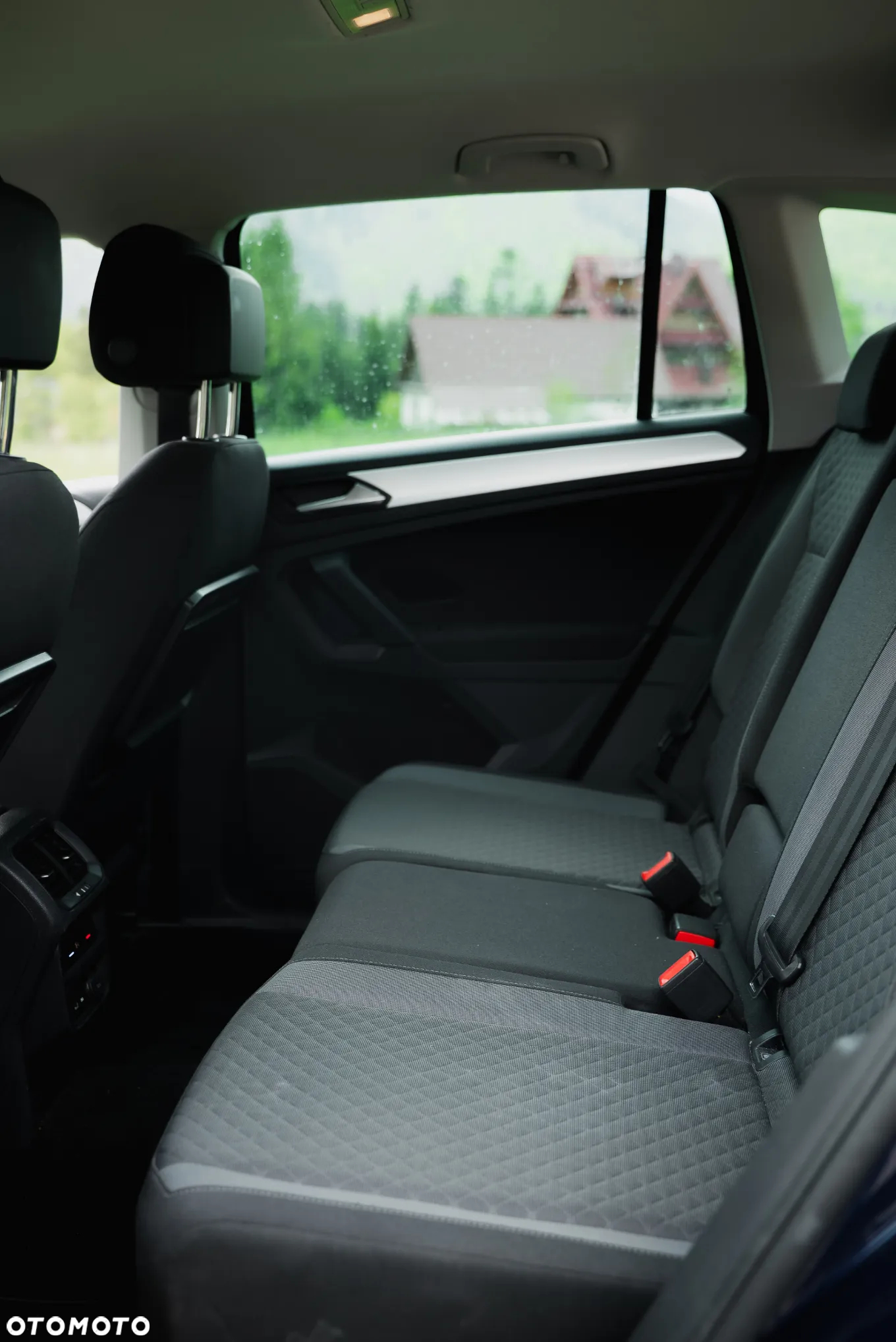 Volkswagen Tiguan - 5