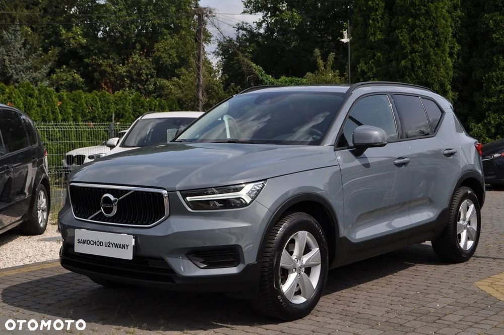 Volvo XC 40 T3 Momentum Core - 4