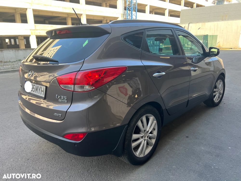 Hyundai ix35 2.0 CRDI High 4WD GLS Aut. Luxury+ - 11