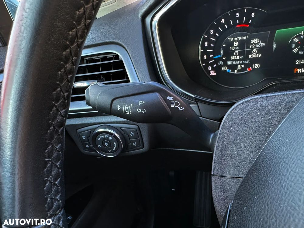 Ford Mondeo 2.0 TDCi Powershift Titanium - 27