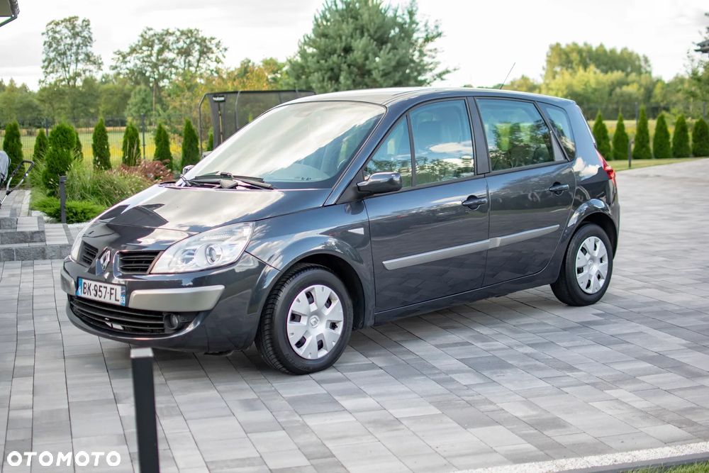 Renault Scenic - 28