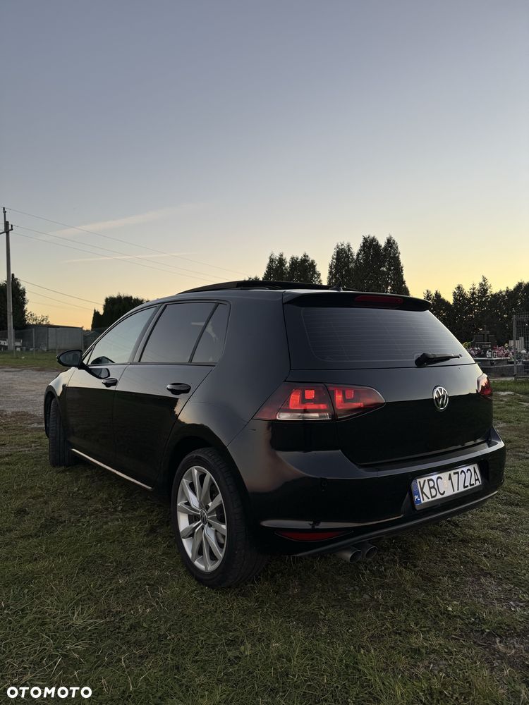Volkswagen Golf - 5