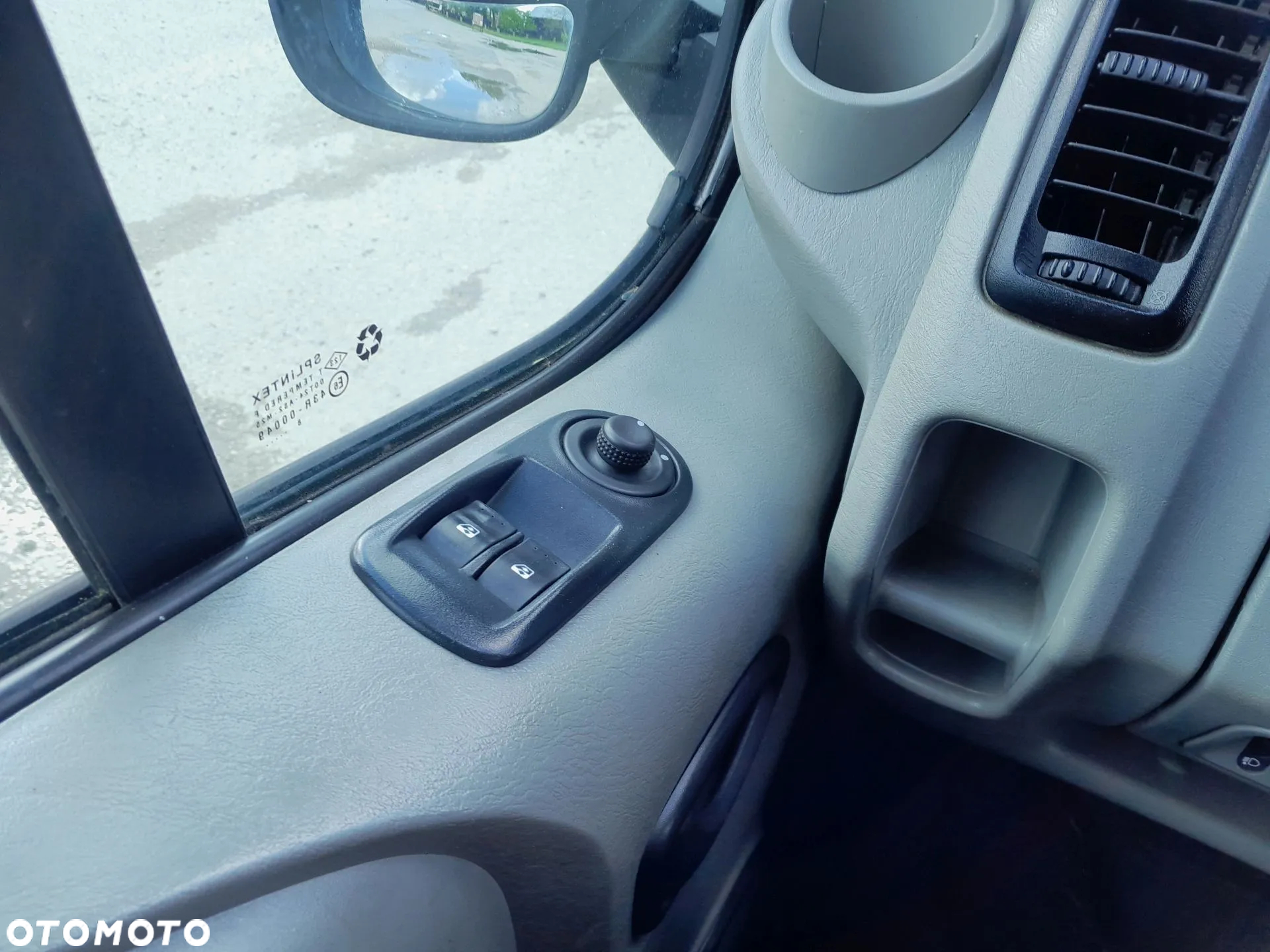 Renault Trafic - 13