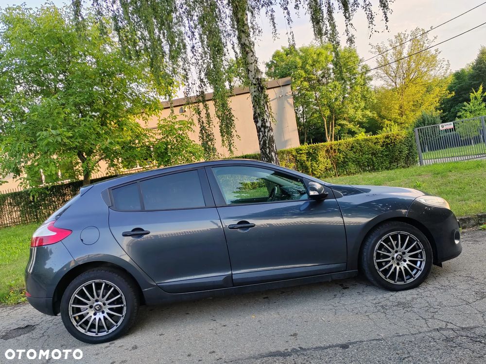Renault Megane 1.6 16V Authentique - 5