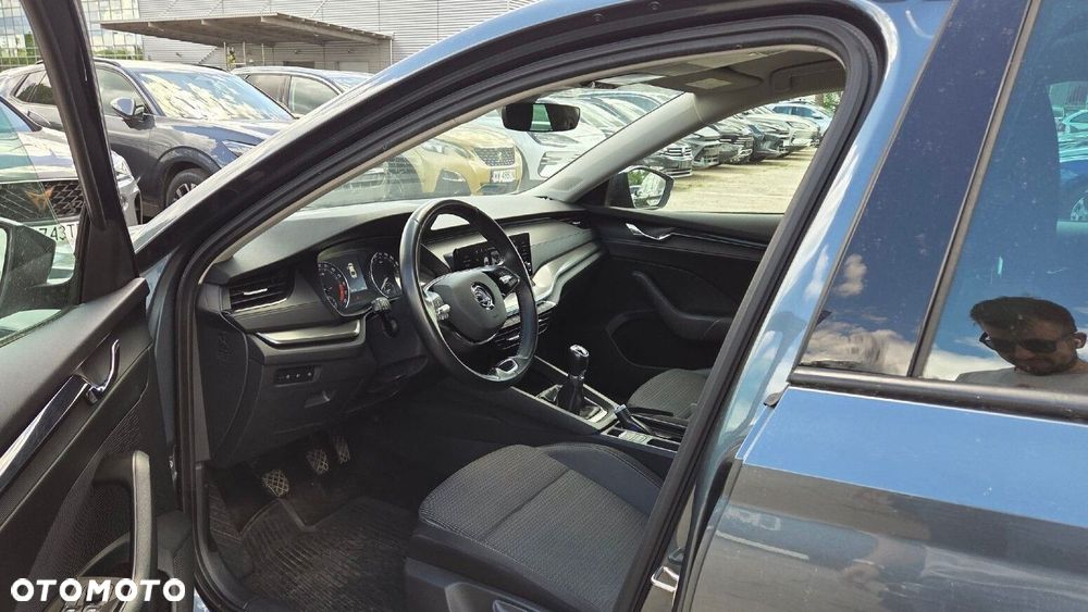 Skoda Octavia 2.0 TDI Ambition - 8