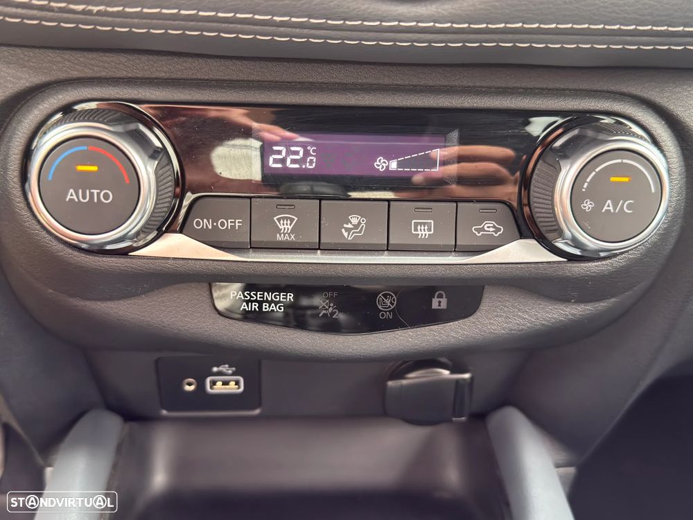 Nissan Juke 1.0 DIG-T N-Connecta NAV. - 33