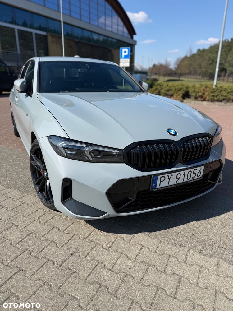 BMW Seria 3 330i M Sport - 12