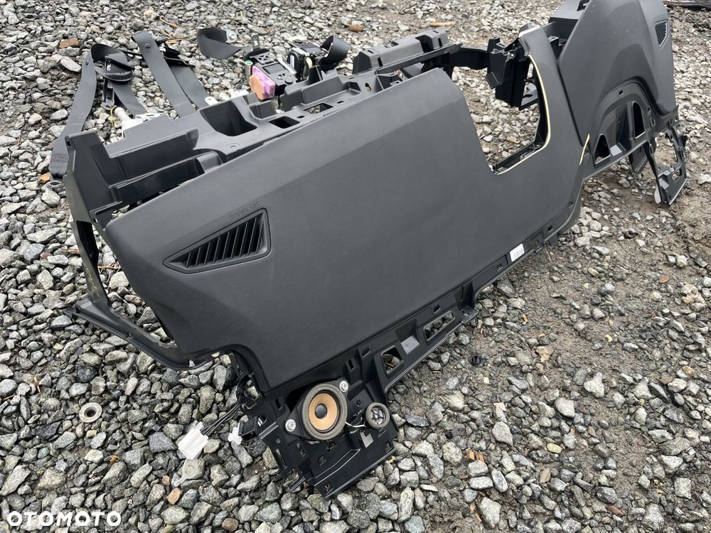 Konsola deska pasy airbag oryginał Suzuki Swace - 7