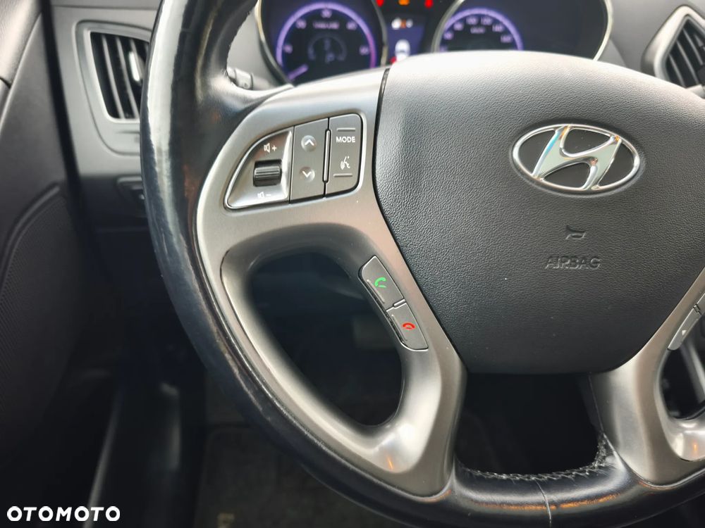 Hyundai ix35 2.0 CRDi 4WD Automatik Premium - 16