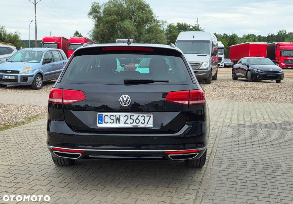 Volkswagen Passat - 20