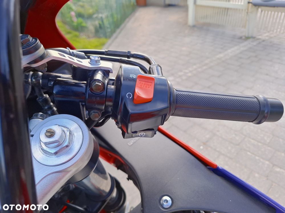 Honda CBR - 33