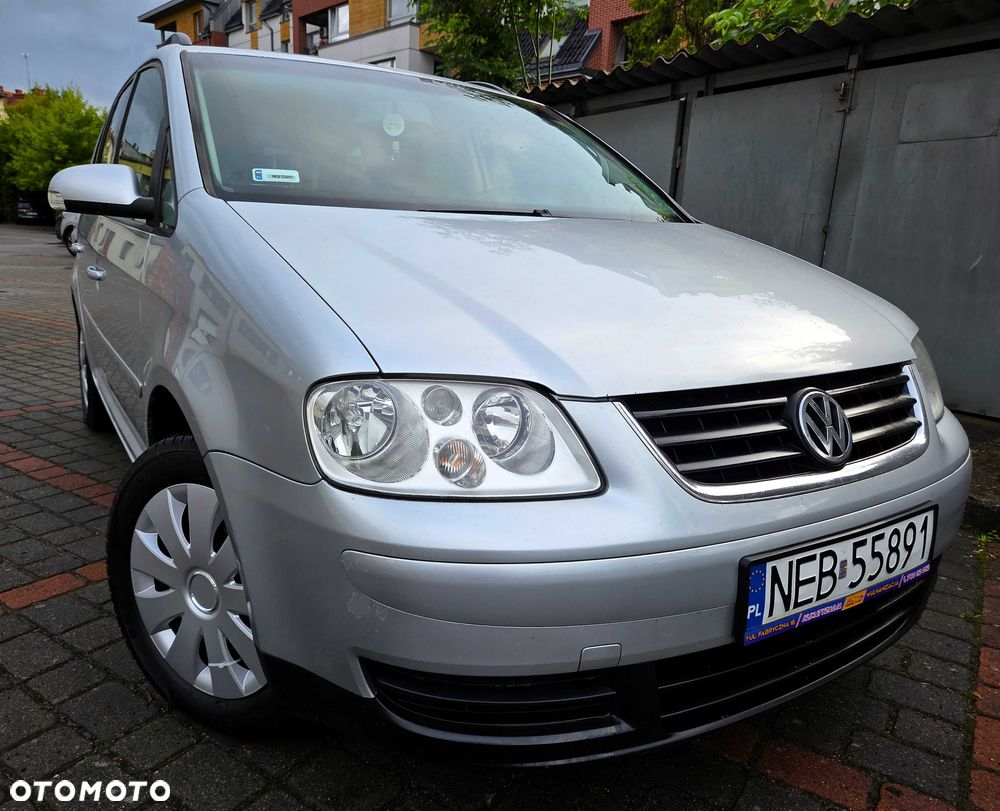 Volkswagen Touran - 2