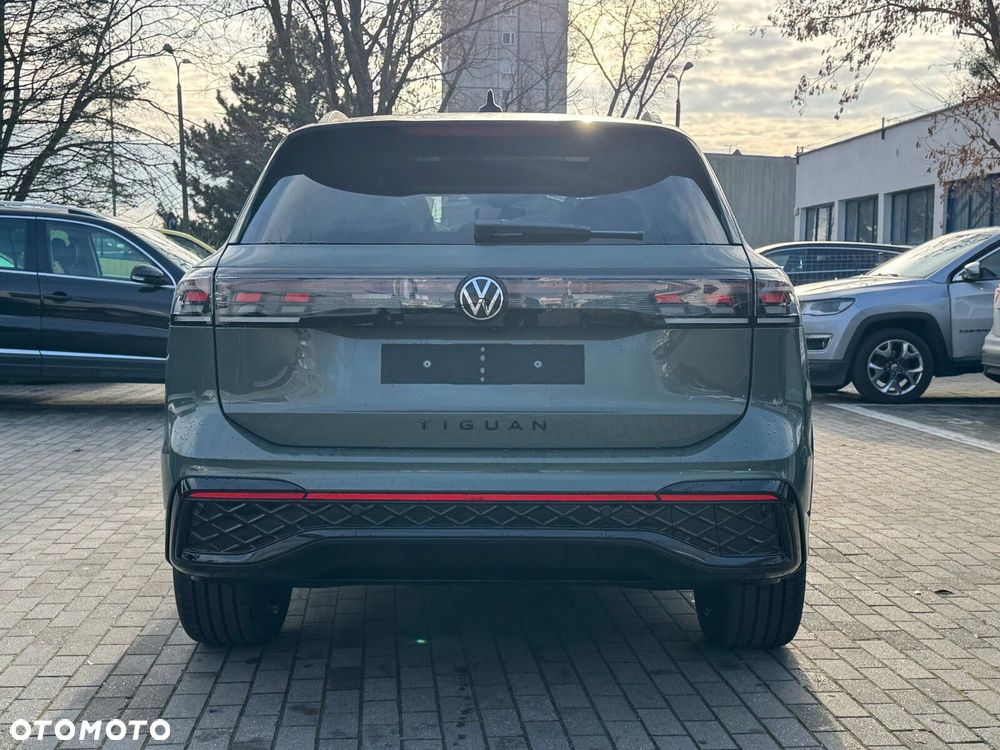 Volkswagen Tiguan - 9