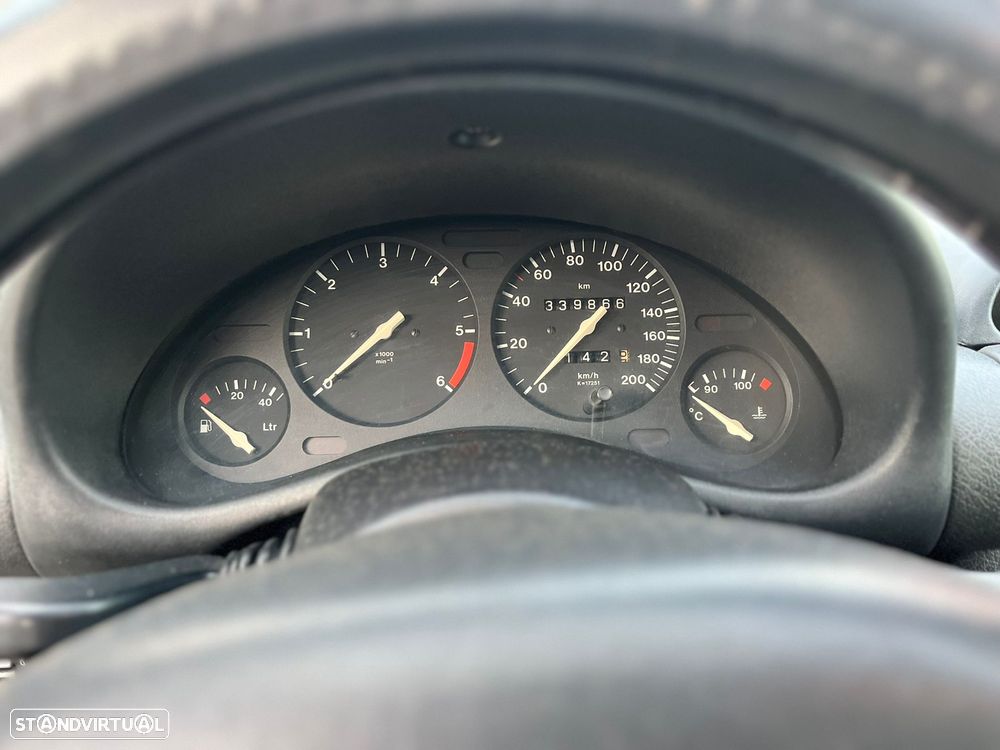 Opel Corsa 1.5 TD - 10