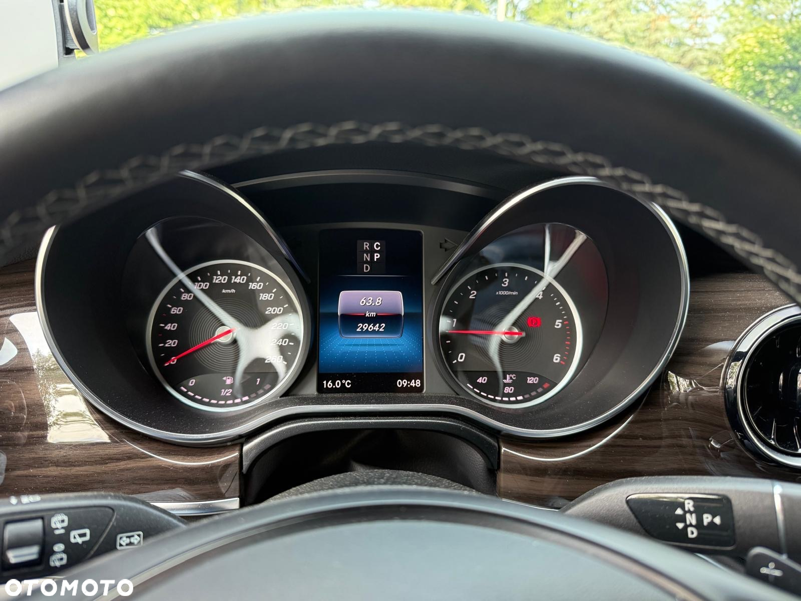 Mercedes-Benz Klasa V 300 d 4-Matic 9G-Tronic (d³ugi) - 13