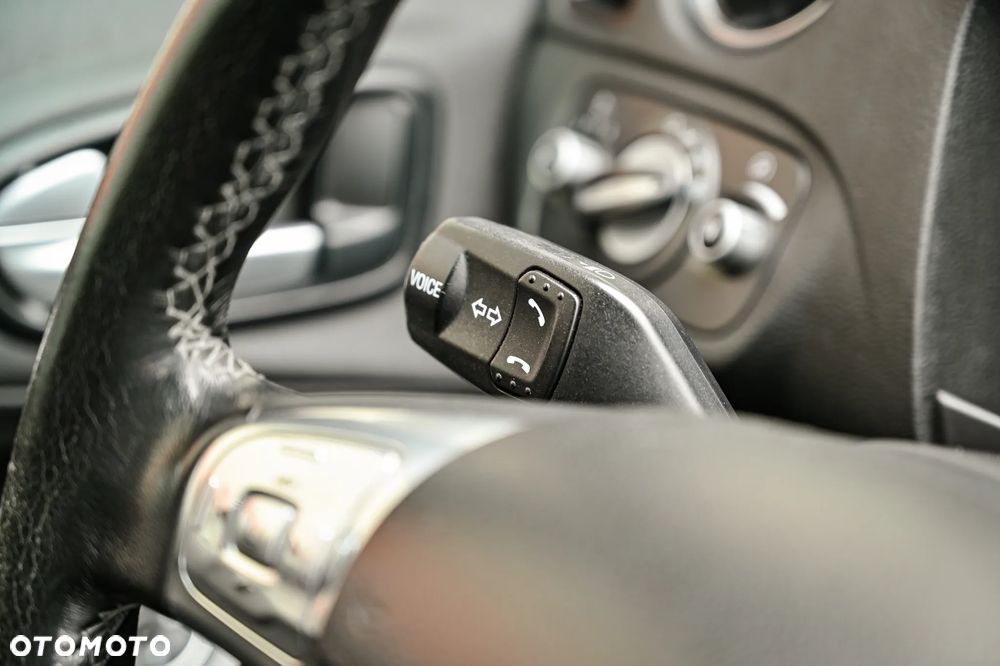 Ford S-Max 2.0 TDCi Titanium - 17