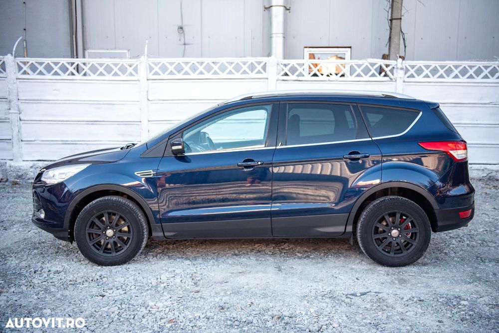 Ford Kuga 2.0 TDCi 4x4 Aut. Individual - 4