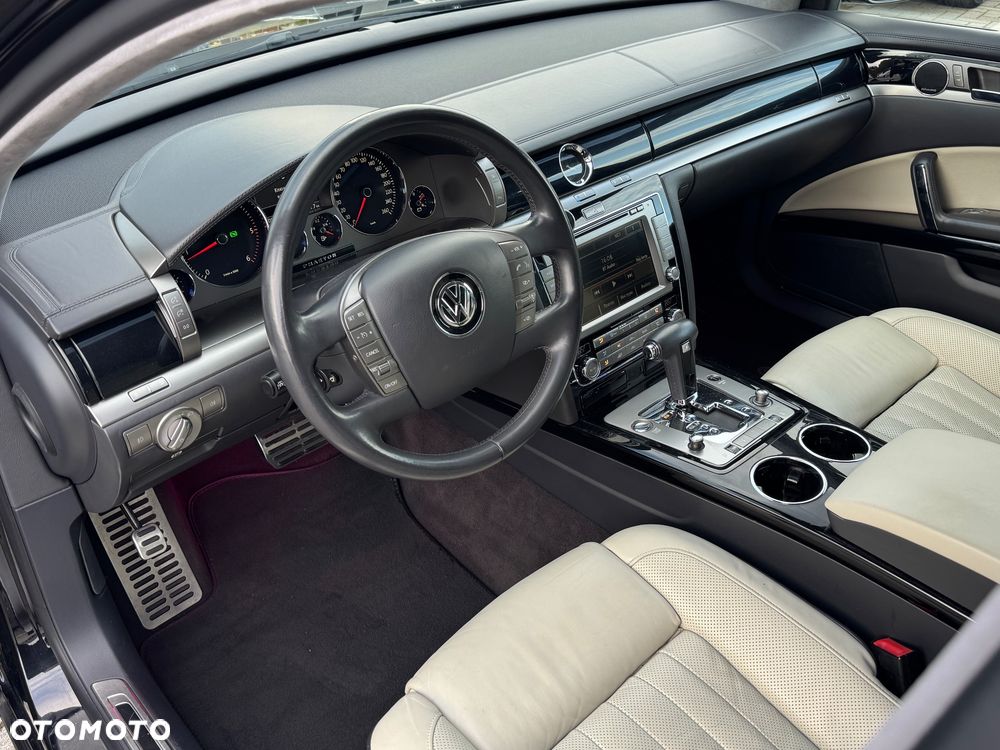 Volkswagen Phaeton - 9