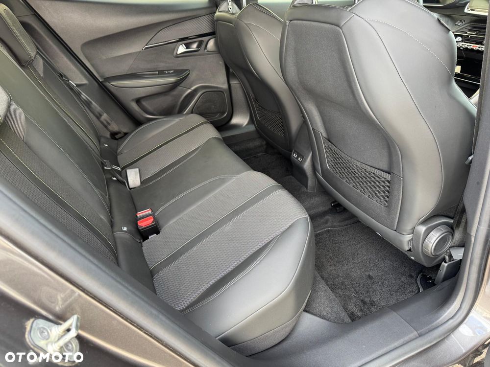 Peugeot 2008 1.5 BlueHDi GT S&S EAT8 - 20