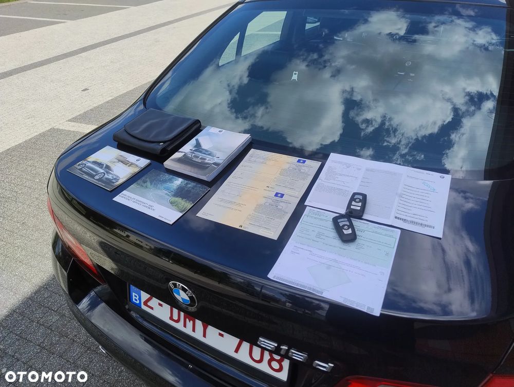BMW Seria 5 518d - 40
