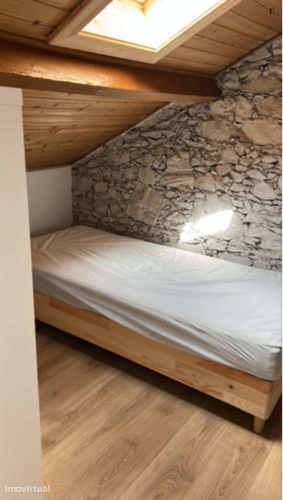 Quarto - localizado em Amadora Lisbon - Grande imagem: 3/15