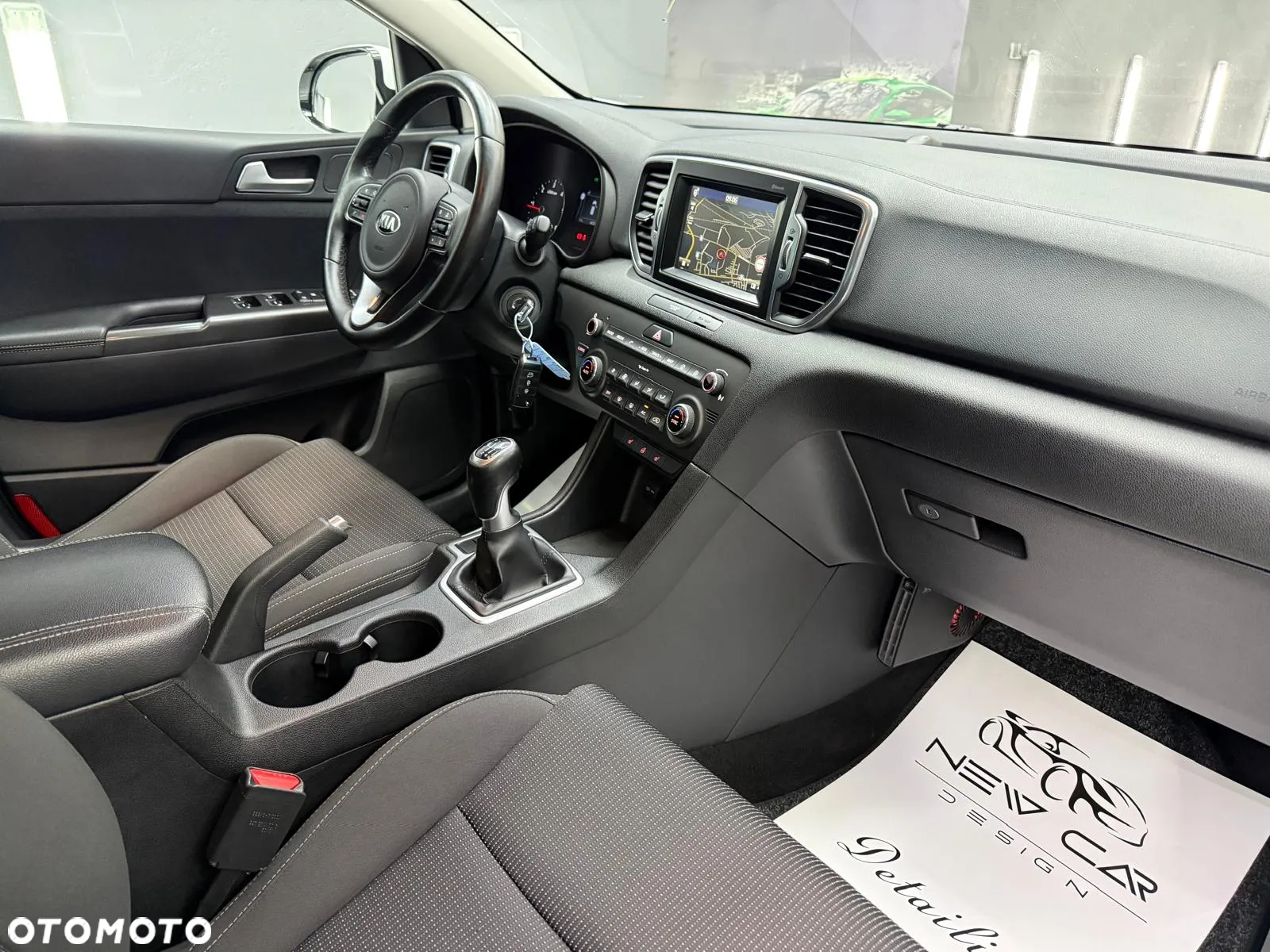 Kia Sportage 1.7 CRDI Business Line L 2WD - 34