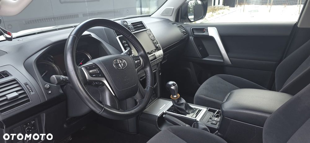 Toyota Land Cruiser LC 2.8 D-4D Prado - 6