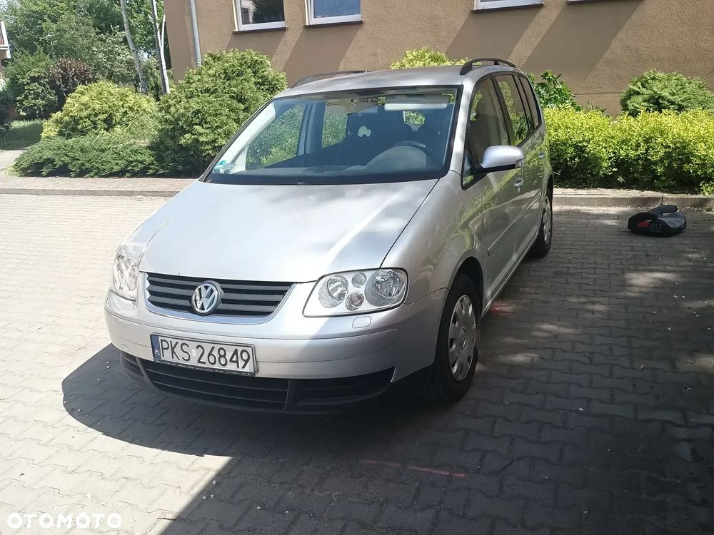 Volkswagen Touran 1.6 Q-Line - 2