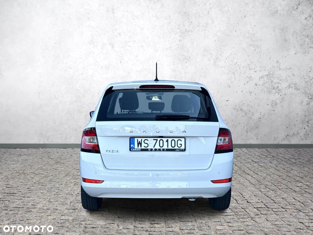 Skoda Fabia 1.0 TSI Ambition - 4