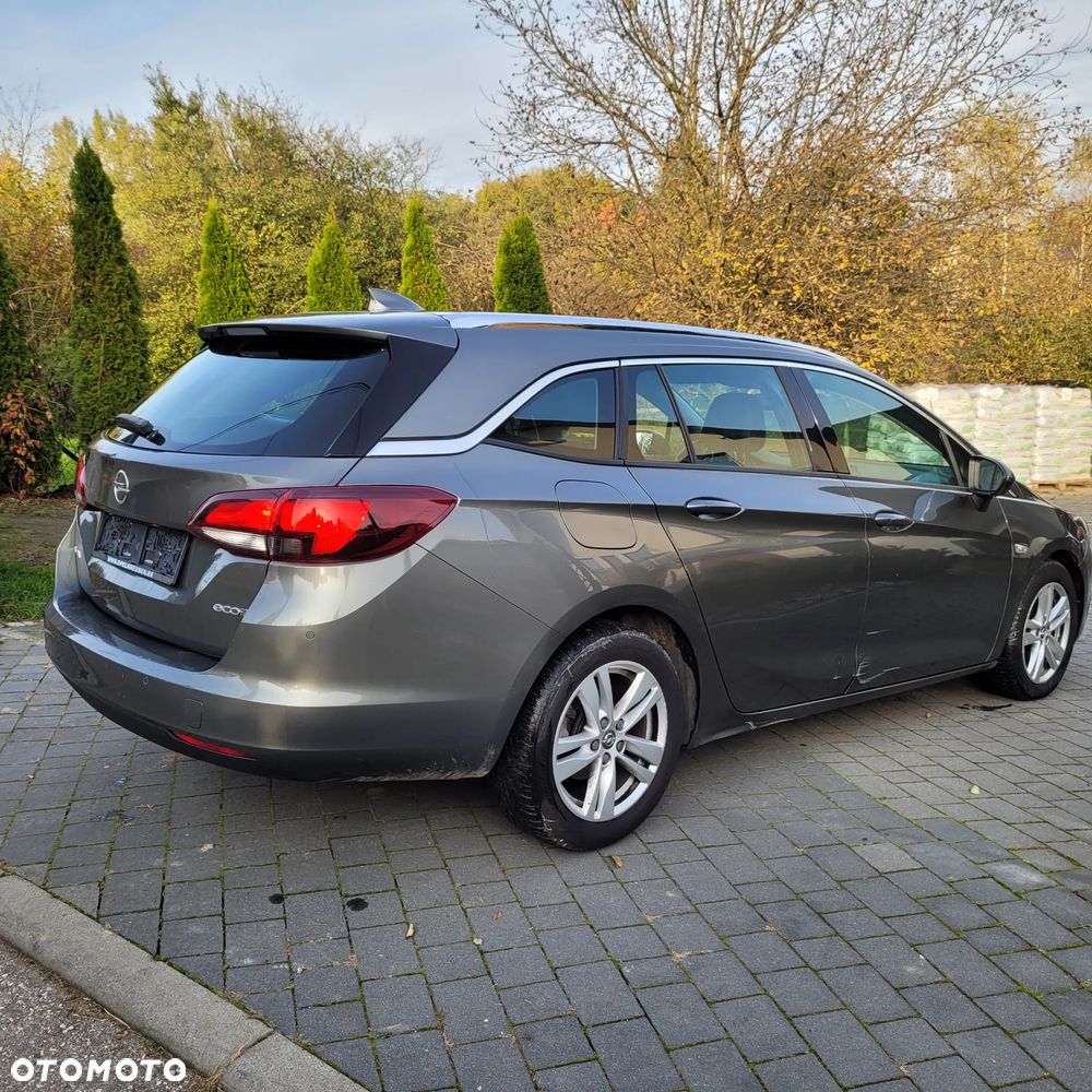 Opel Astra - 3