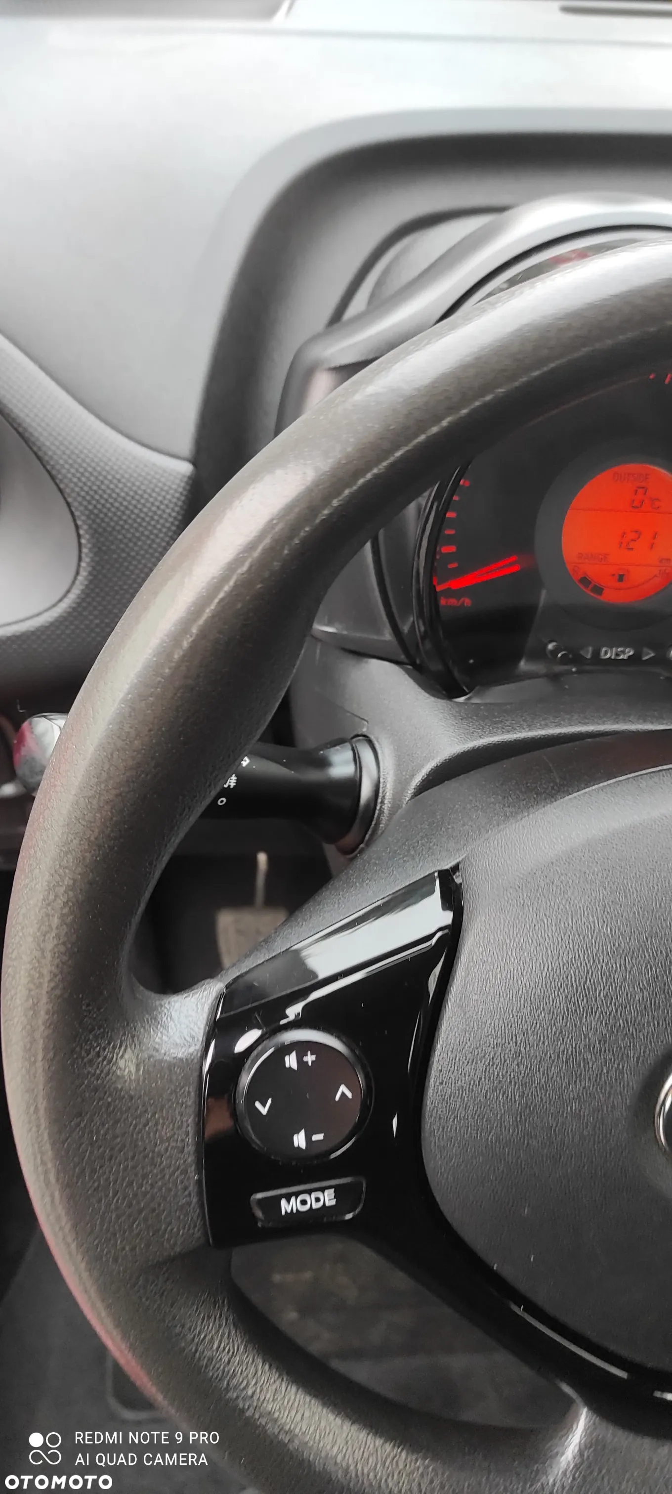 Toyota Aygo x-clusiv - 6