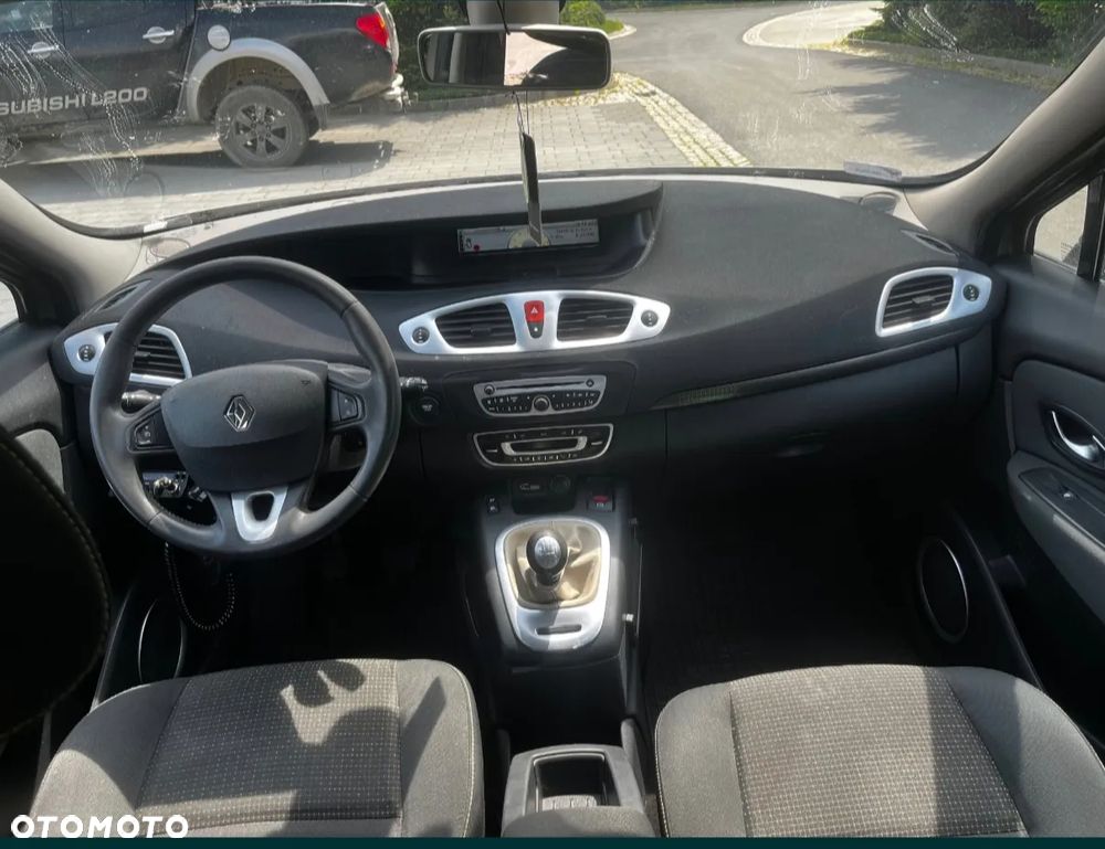 Renault Scenic - 5