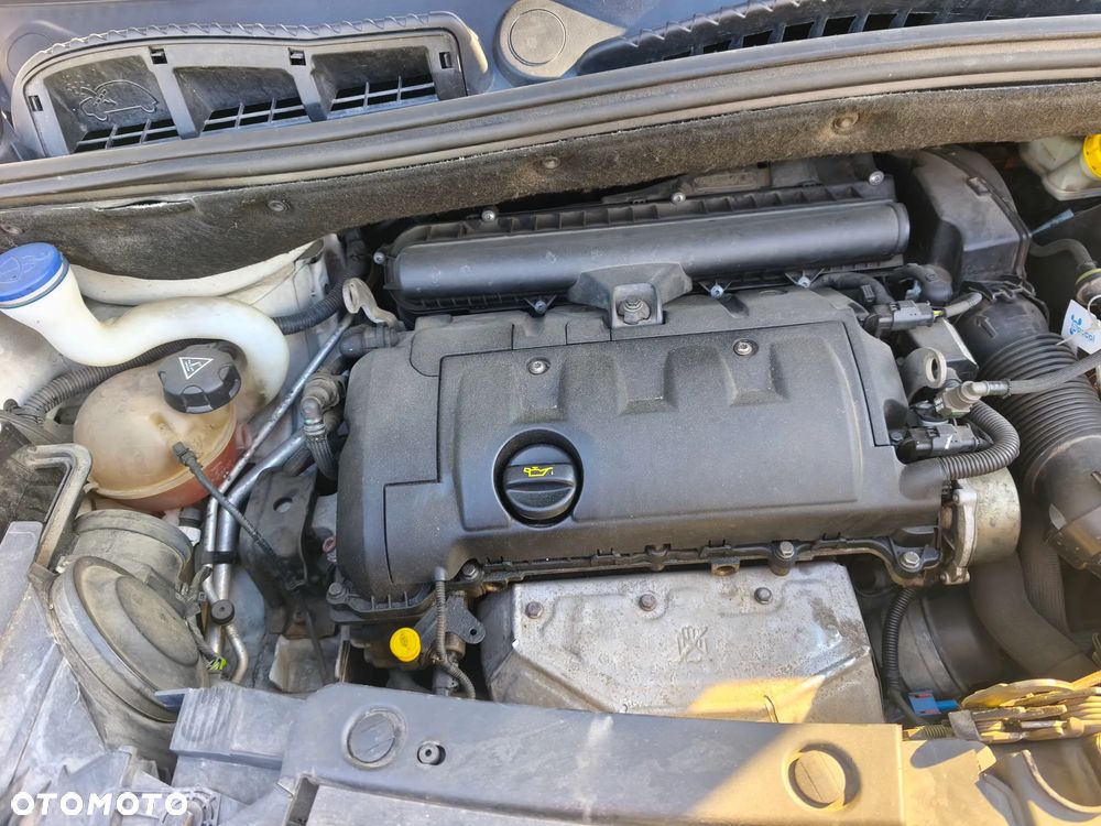 Citroën C3 Picasso 1.6i Exclusive - 13
