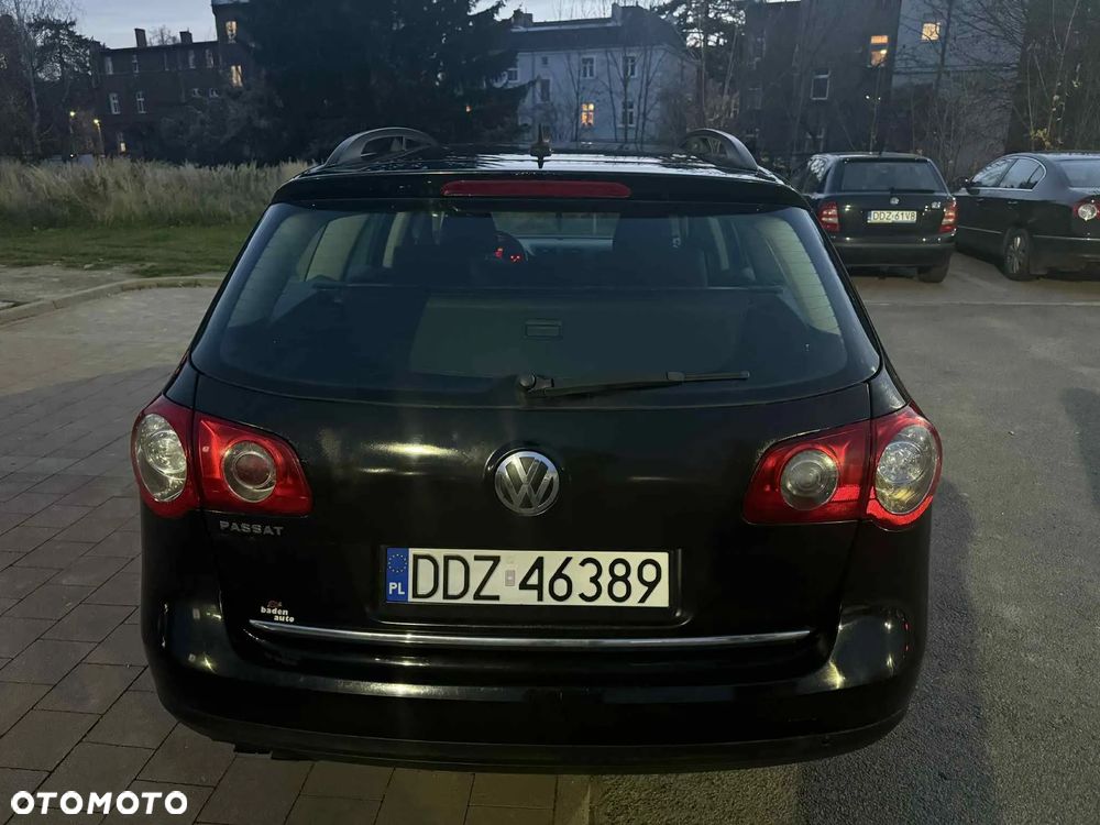 Volkswagen Passat Variant 2.0 TDI Comfortline - 12
