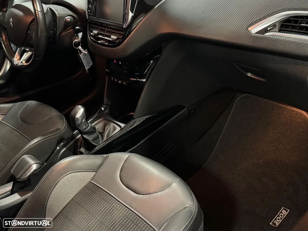 Peugeot 2008 PureTech 110 Stop&Start Allure - 8